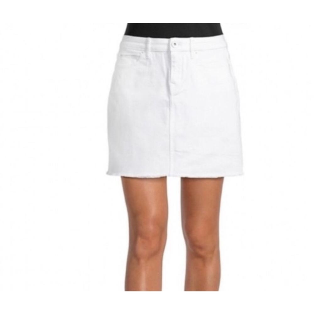 Vineyard Vines White Skirt Size 6